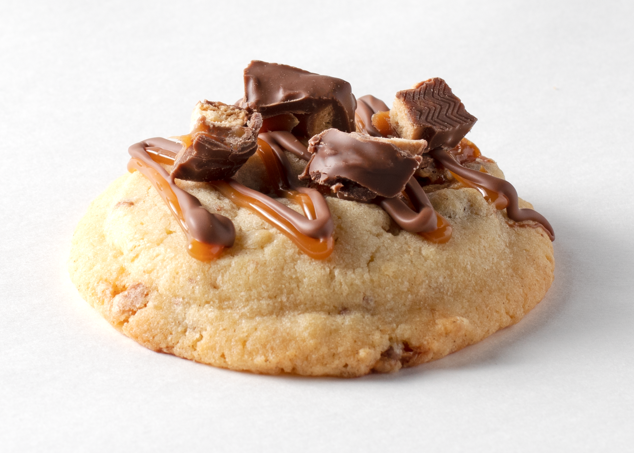 Sweet Lou's Sugar Cookie ft. Twix® cookie